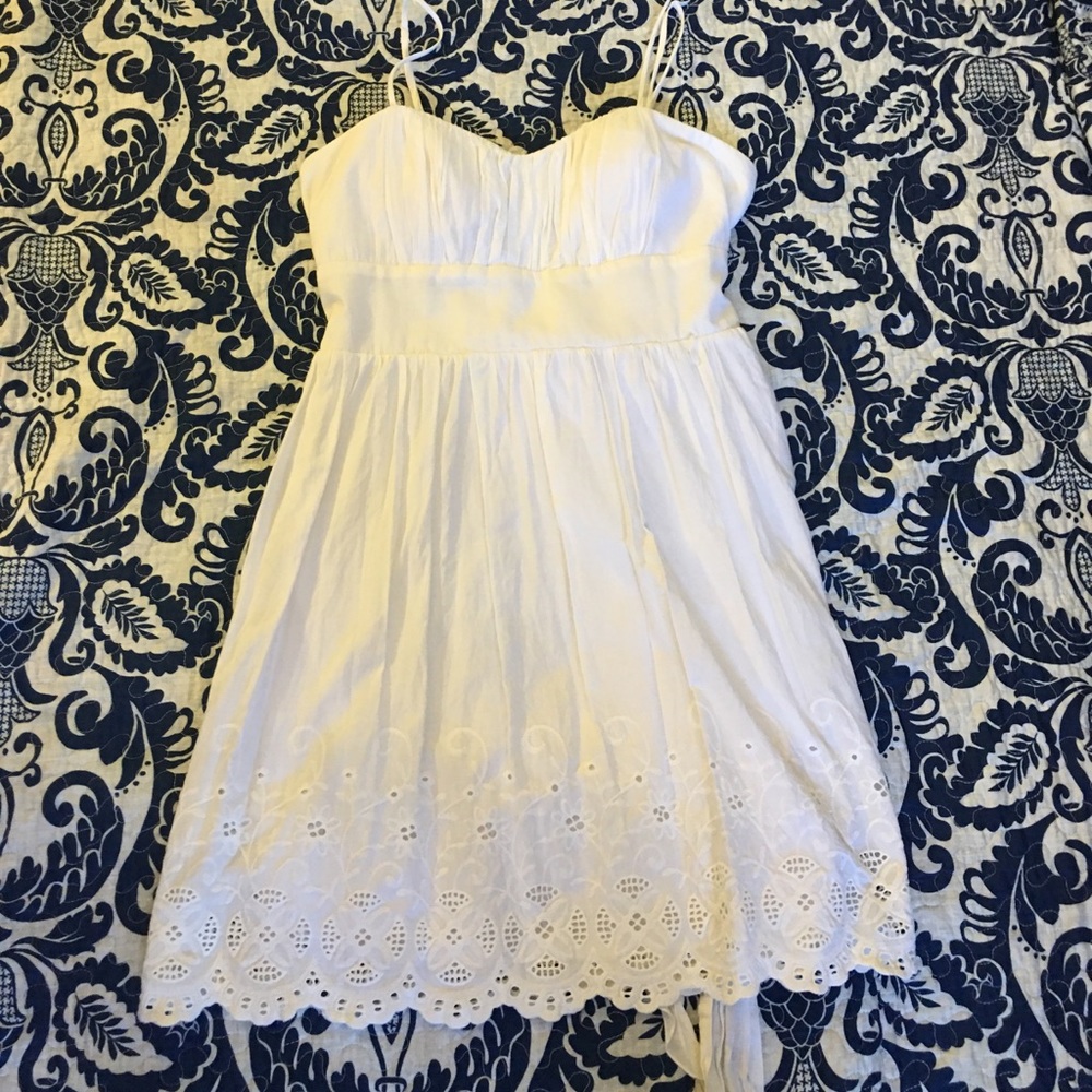 ‼️SALE‼️B Smart White Summer Dress